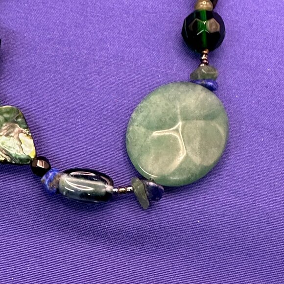 Unica Green Jadeite & Shell & Glass Necklace - Picture 11 of 13